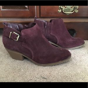 Sonoma burgundy ankle booties NWT